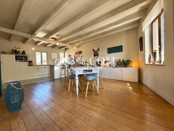 Maison 5 pièce(s) 3 chambre(s) 167.68 m²