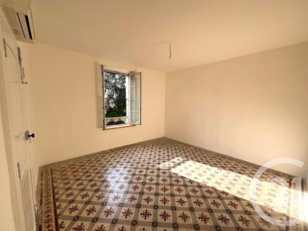 Maison à vendre  9 pièces - 342 m2 GALLARGUES LE MONTUEUX - 30