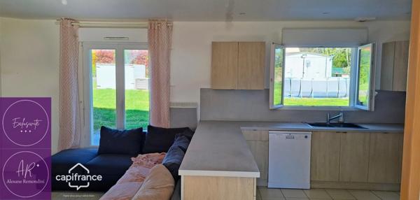 Maison récente de plain-pied avec 4 chambres - Jardin de 1500 m2 avec grande terrasse - Au calme, lumineuse