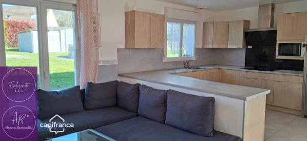 Maison récente de plain-pied avec 4 chambres - Jardin de 1500 m2 avec grande terrasse - Au calme, lumineuse