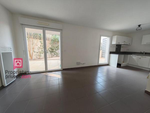 Appartement Roquebrune Sur Argens  proche GOL - 2 pièces - Parking-Piscine