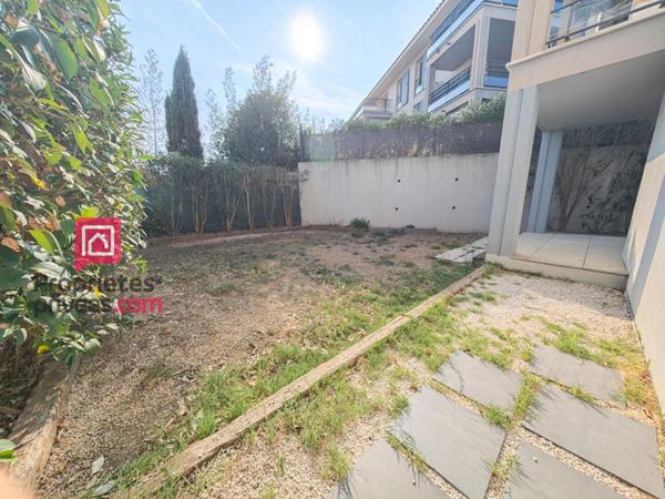 Appartement Roquebrune Sur Argens  proche GOL - 2 pièces - Parking-Piscine
