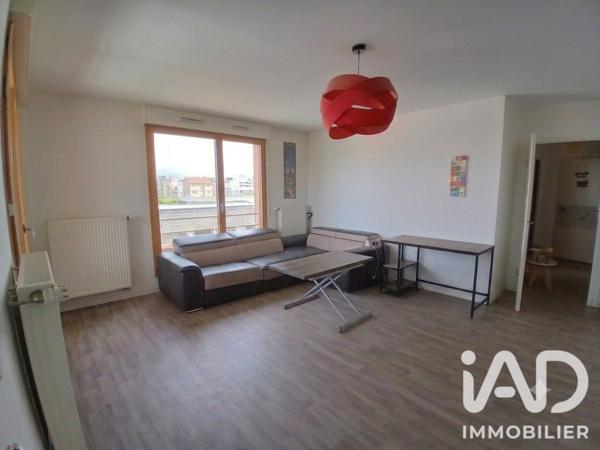 Location appartement 3 pièces 65 m² Ivry-sur-Seine
