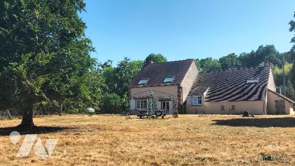 L'étude notariale vous propose en exclusivité cette fermette située toute proche de Courtenay (45)