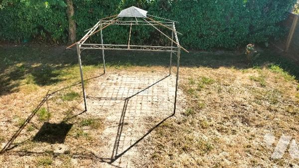 L'étude notariale vous propose en exclusivité cette fermette située toute proche de Courtenay (45)