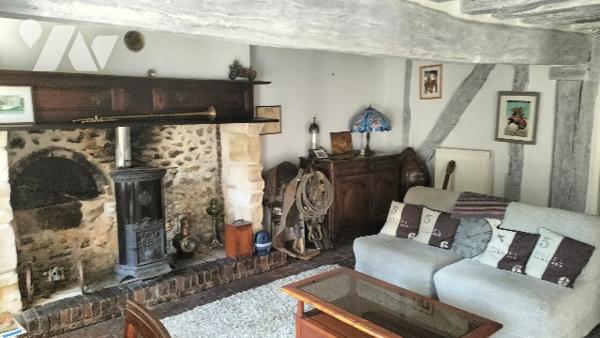 L'étude notariale vous propose en exclusivité cette fermette située toute proche de Courtenay (45)