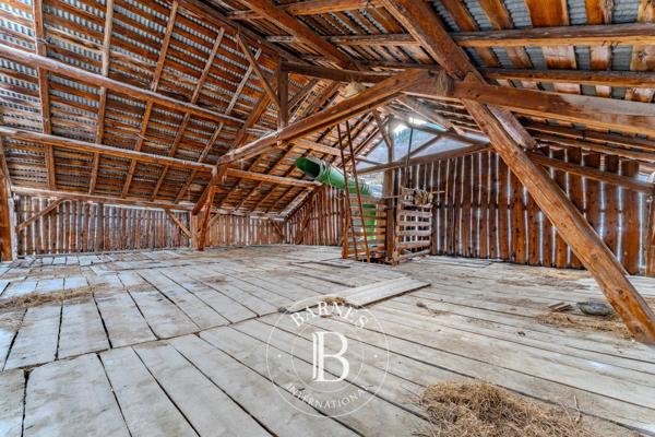 Les Allues, Grange  300 m² à vendre