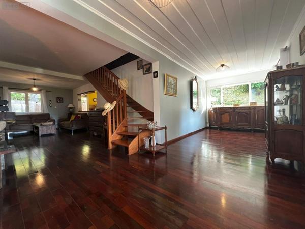 Villa à vendre à Saint-Denis à la Réunion (97400), ref : 97405/202   
Le Brûlé