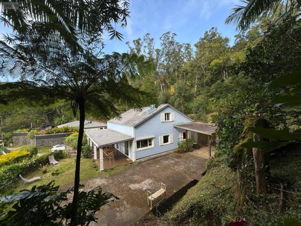 Villa à vendre à Saint-Denis à la Réunion (97400), ref : 97405/202   
Le Brûlé