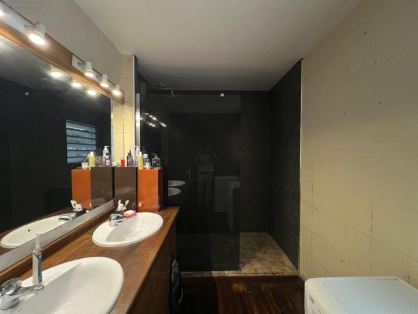 Villa à vendre à Saint-Denis à la Réunion (97400), ref : 97405/202   
Le Brûlé