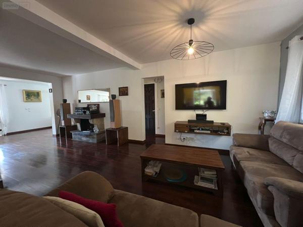 Villa à vendre à Saint-Denis à la Réunion (97400), ref : 97405/202   
Le Brûlé