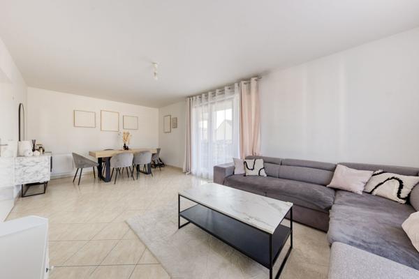 Appartement Pontault Combault 4 pièce(s) 80.7 m2