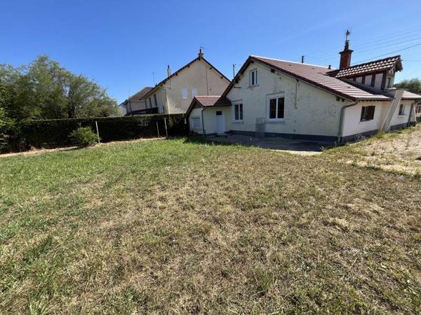Maison 108 600 € Vierzon 4 p 103 m² DPE D