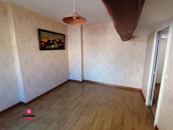 LA FERTE MACE (61600) Maison 3 pièces, 2 chambres , 67 m2 environ . Prix 65 000 honoraires  8,33% inclus à la charge de l'acquéreur, soit 60 000  hors honoraires