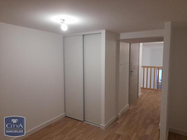 Appartement à louer 2 pièces 42.78m² Mâcon (71000)