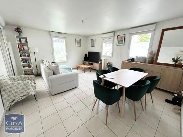Appartement à louer 3 pièces 69.95m² Amiens (80090)