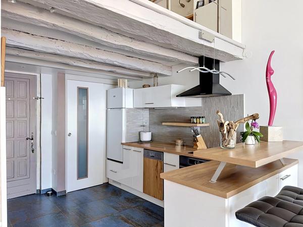 Superbe maison vue mer — Située à Agay dans un lotissement privé avec gardien