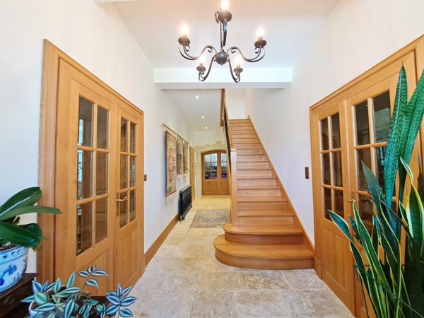 Sublime Gasconne avec 30 ha, piscine et dépendances