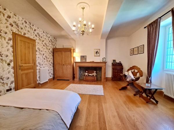 Sublime Gasconne avec 30 ha, piscine et dépendances