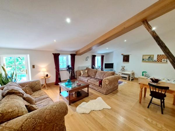 Sublime Gasconne avec 30 ha, piscine et dépendances