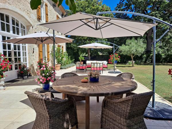 Sublime Gasconne avec 30 ha, piscine et dépendances