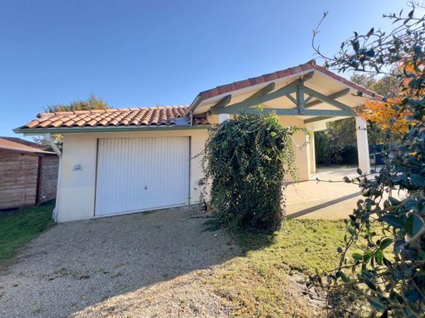 Maison de plain-pied 4 pièces, 98 m², avec piscine et grande terrasse à Biscarrosse