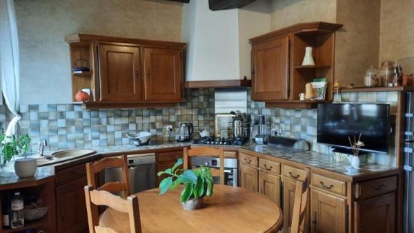 Fort potentiel avec de nombreuses dépendances