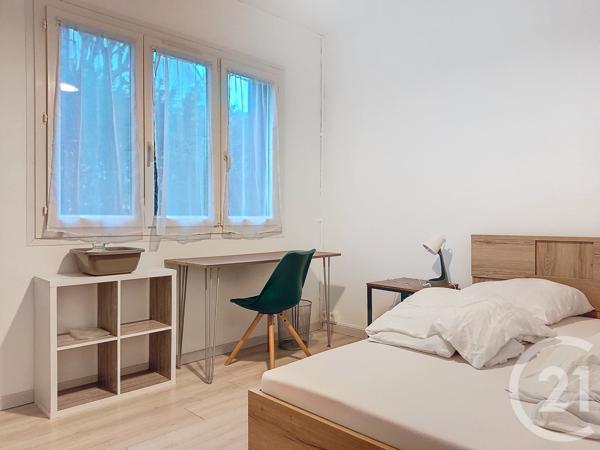 Immeuble à vendre  205 m2 ST ETIENNE DU ROUVRAY - 76