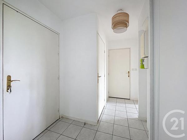 Appartement F3 à vendre  2 pièces - 52 m2 SENS - 89