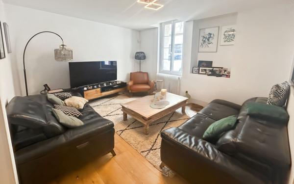 Maison à vendre    7 pièces •  Agen