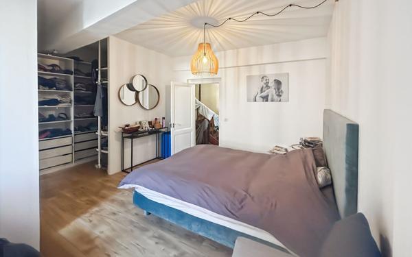 Maison à vendre    7 pièces •  Agen