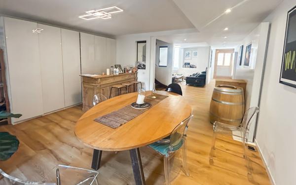 Maison à vendre    7 pièces •  Agen