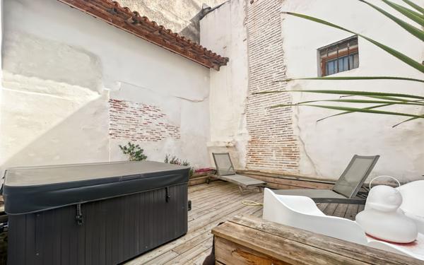 Maison à vendre    7 pièces •  Agen