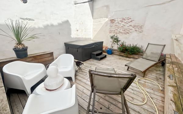 Maison à vendre    7 pièces •  Agen