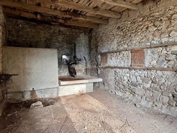 Vente Ferme 4 pièces 225 m2 à Méry