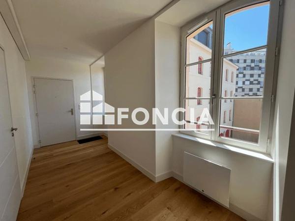 Location Appartement 2 pièces 51.8 m² - 12 RUE DE LA PAILLE Le Mans 72000