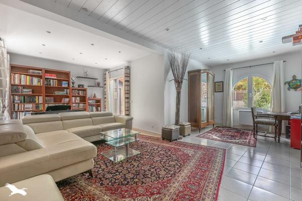 Maison à vendre 795 000 € Arès 5 p 230 m² DPE C