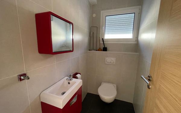 Maison à louer    5 pièces • 176 m2 Cranves-Sales