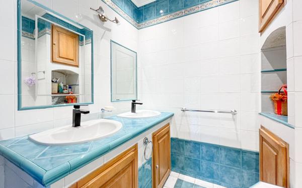 Maison à vendre    6 pièces • 161,85 m2 La Gaude