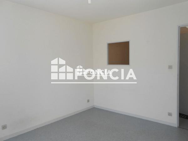Location Studio 24.38 m² - 8 RUE MAURICE ROLLINAT BAT E Limoges 87000