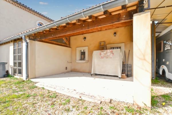 Bastide de caractère de 200 m² avec piscine 1100 m² de terrain, potentiel gîte