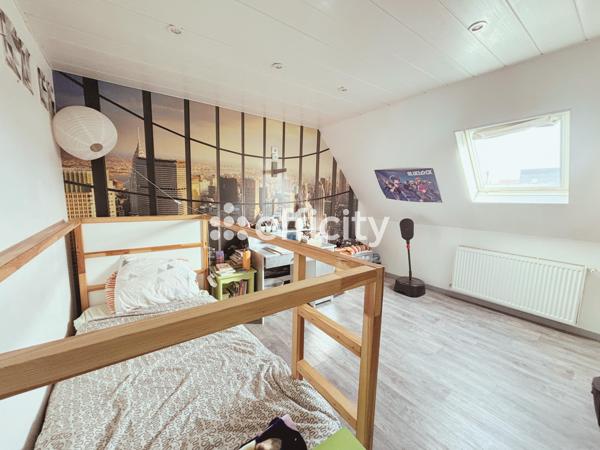 Maison 5 pièces - 111 m² Exclusivité efficity