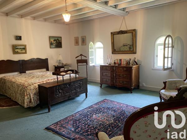 Maison à vendre 10 pièces 300 m² Les Artigues-de-Lussac