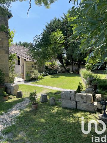 Maison à vendre 10 pièces 300 m² Les Artigues-de-Lussac