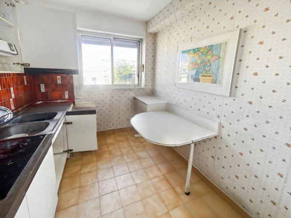 Grand 3/4 P PROCHE CROISETTE à rénover!