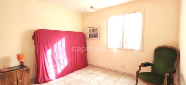 Maison à vendre plain-pied, 4 pièces, FONTVIEILLE (13)