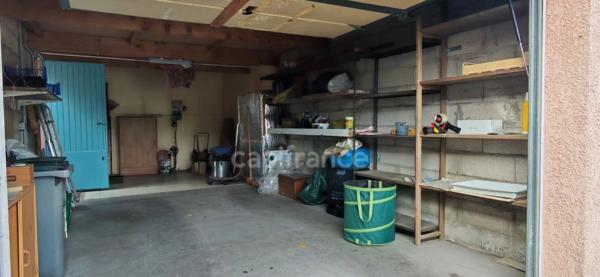 Maison à vendre plain-pied, 4 pièces, FONTVIEILLE (13)