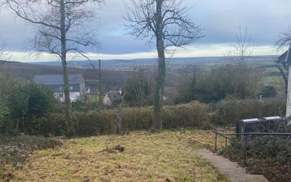 Maison à vendre    1 pièce •  Château-Chinon (Ville)