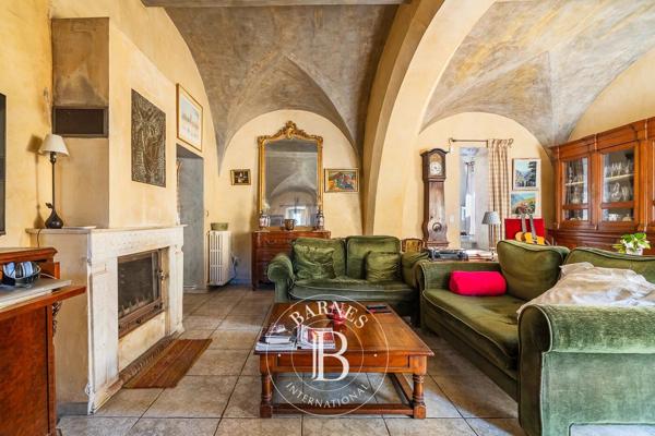 Bastia, Villa 5 Chambres -  273 m² à vendre