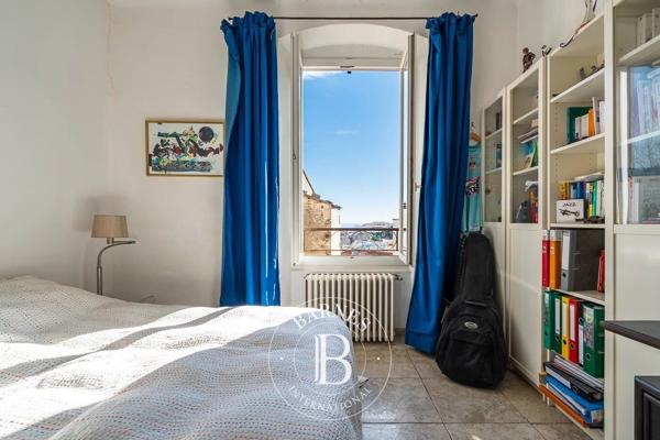 Bastia, Villa 5 Chambres -  273 m² à vendre